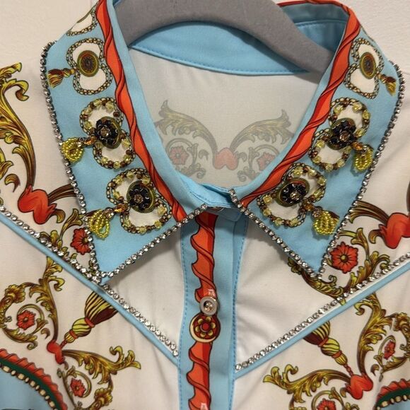 Vibrant Floral Print Long Sleeve Maxi Dress with Rhinestone Details. Size M. - Picture 7 of 9